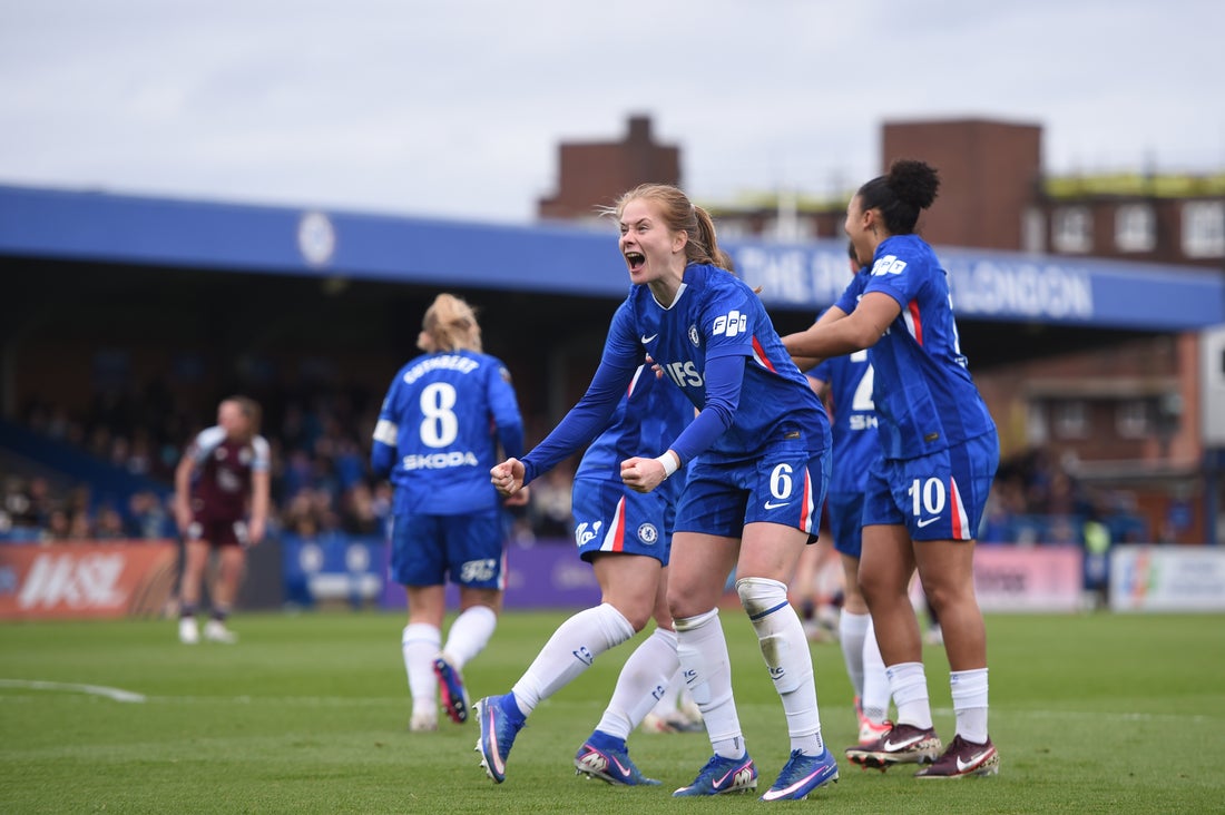 Chelsea edge 7-goal thriller
